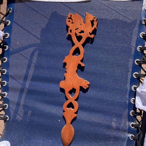 Welsh Love Spoon (1999) - Picture 5 of 7